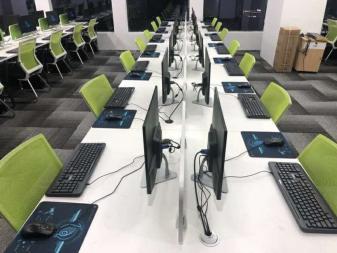 免押出租 電競機、辦公電腦與投影儀等辦公設備的便捷租賃方案
